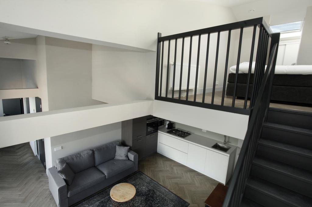 Stayci Westeinde two bedroom penthouse apartment – with private roof terrace